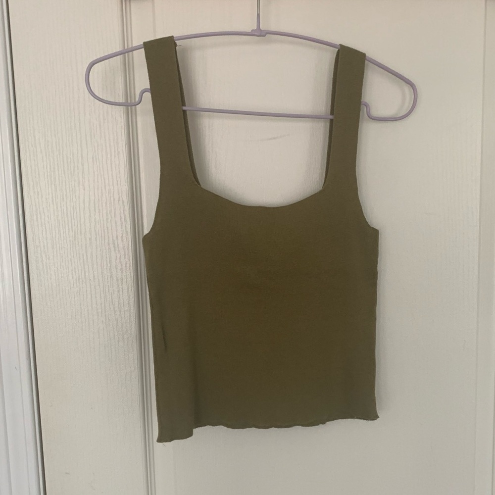 Olive Cropped Tank - Picture 3 of 3